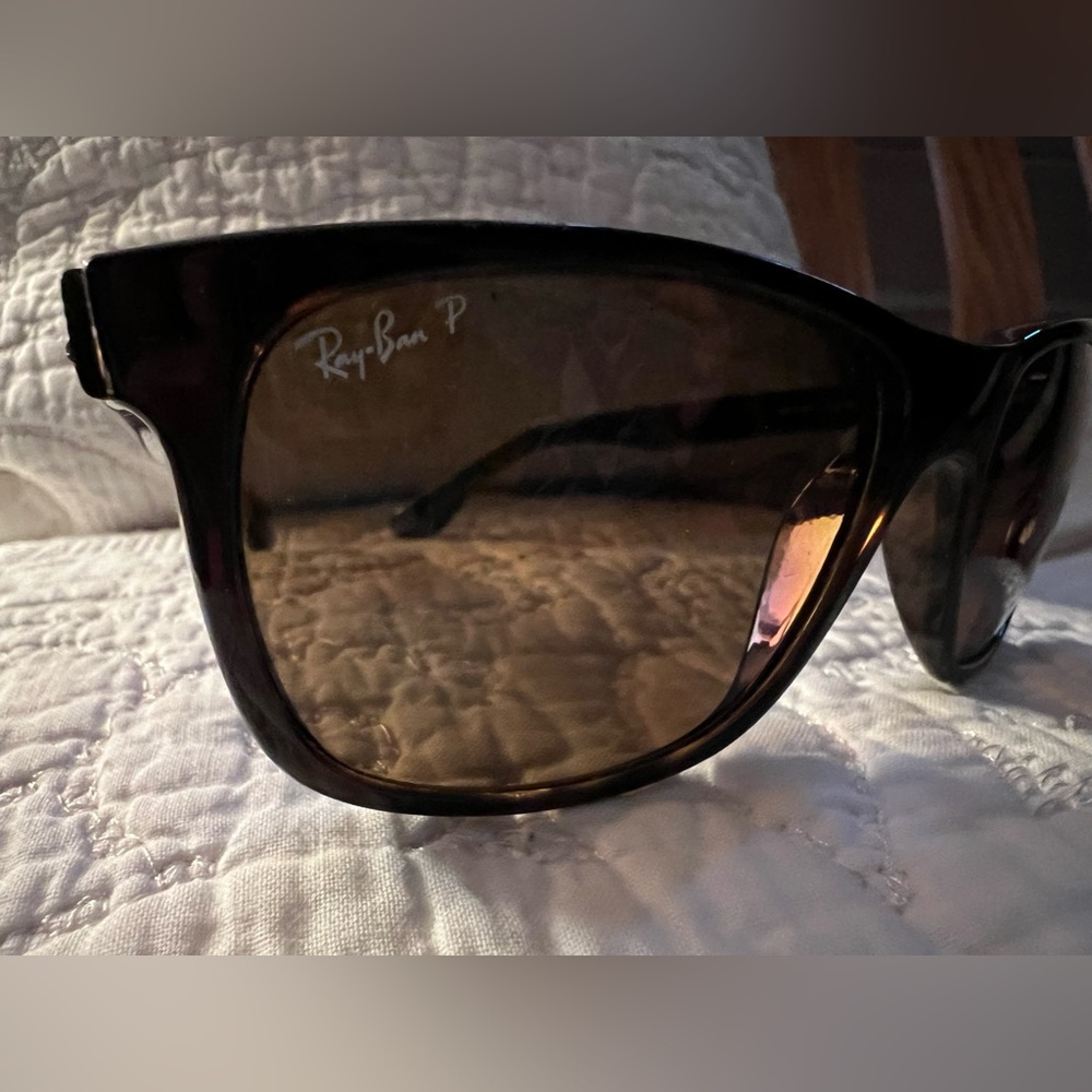 RayBan sunnies